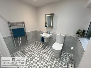 Shower Room/WC- click for photo gallery